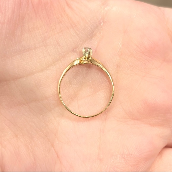 Diamond Engagement Ring: natural solitaire 10K solid yellow gold promise band - Picture 10 of 12